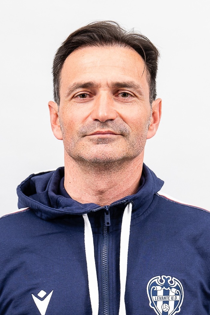 Ángel Saiz
